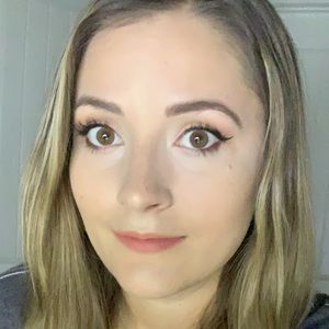 Meet your Posher, Christene